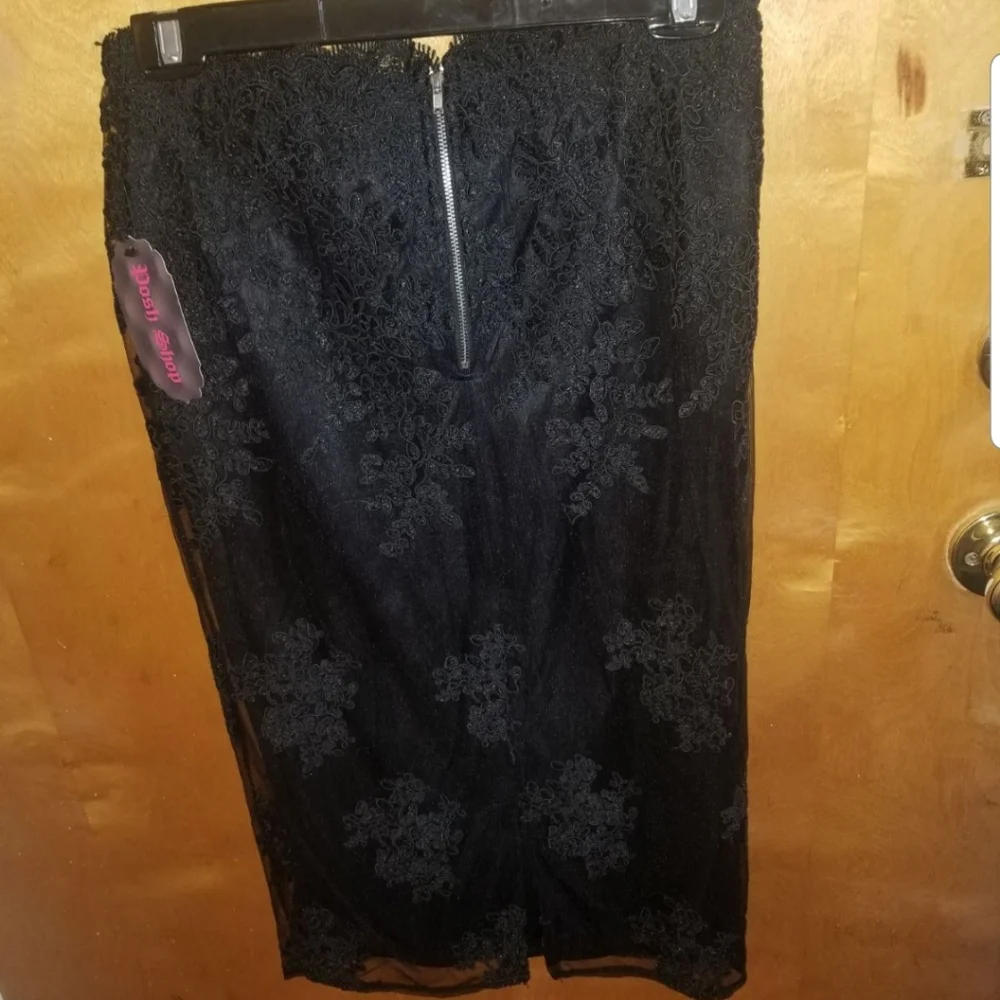 Black lace two piece set - Picture 7 of 7